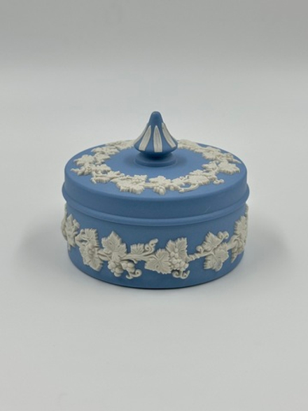 Шкатулка Wedgwood голубая круглая