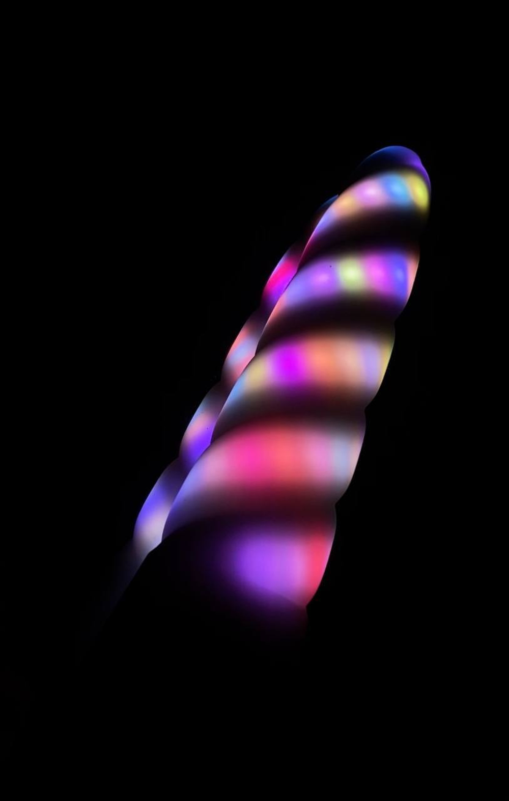 Светящийся вибратор Sexperiments HornyGlow - 23.60 см.