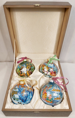Сувенирный набор из 4-х новогодних шаров с ручной росписью
