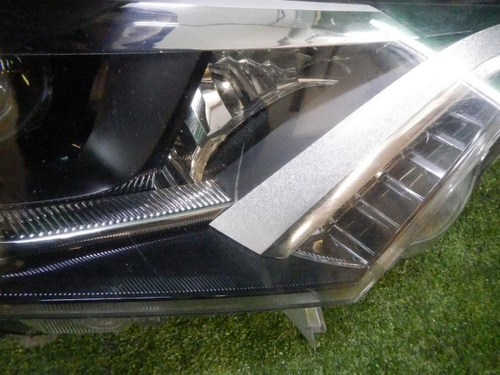 Фара правая Toyota RAV4 4 CA40 (2015-2019) LED