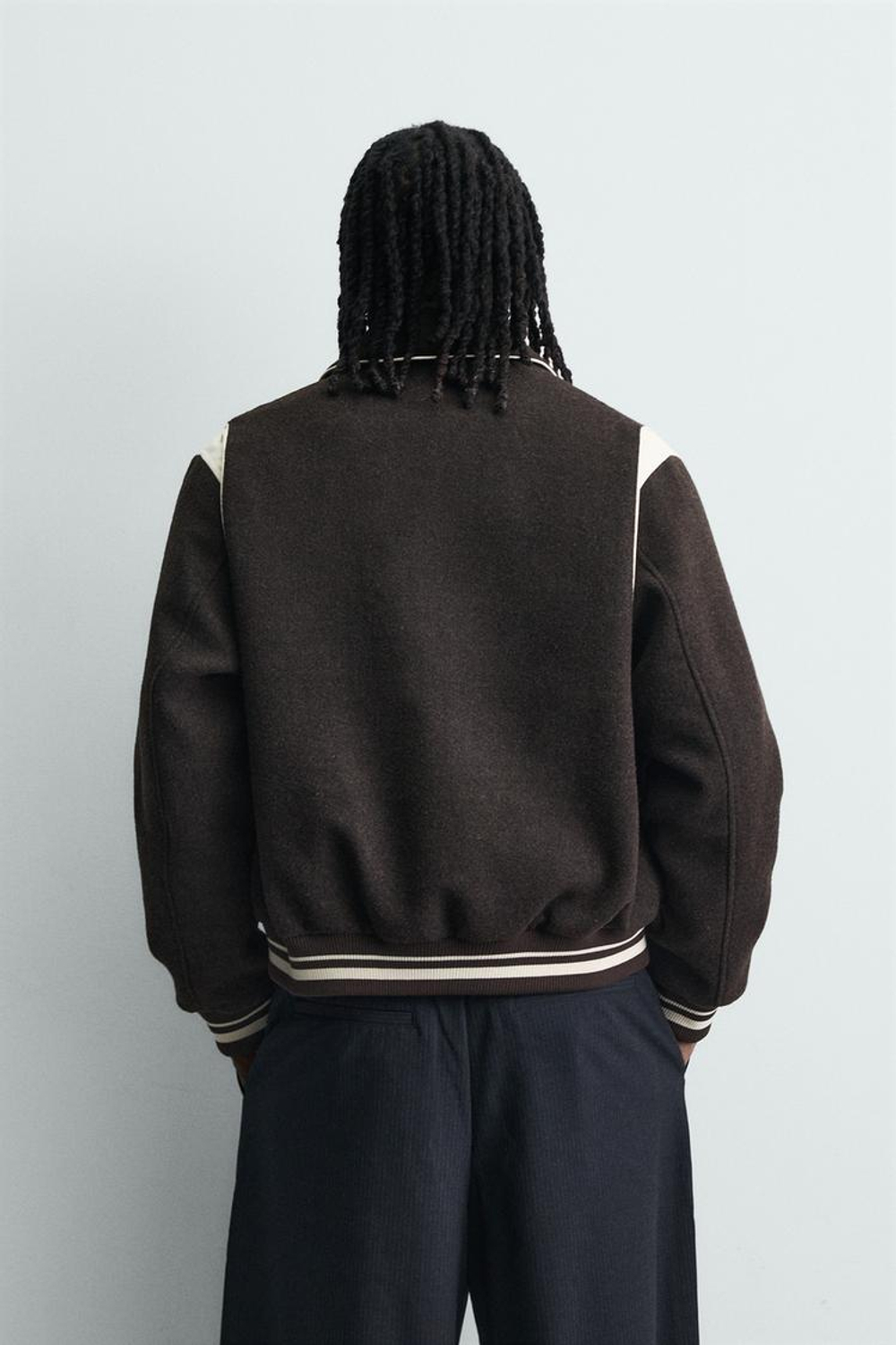 ZARA БОМБЕР С КОНТРАСТНЫМИ ЭЛЕМЕНТАМИ, КОРИЧНЕВЫЙ