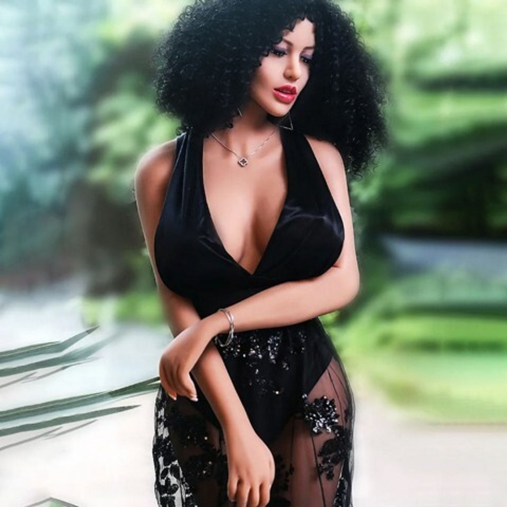 Реалистичная секс-кукла Кассандра (158 см, 32 кг)