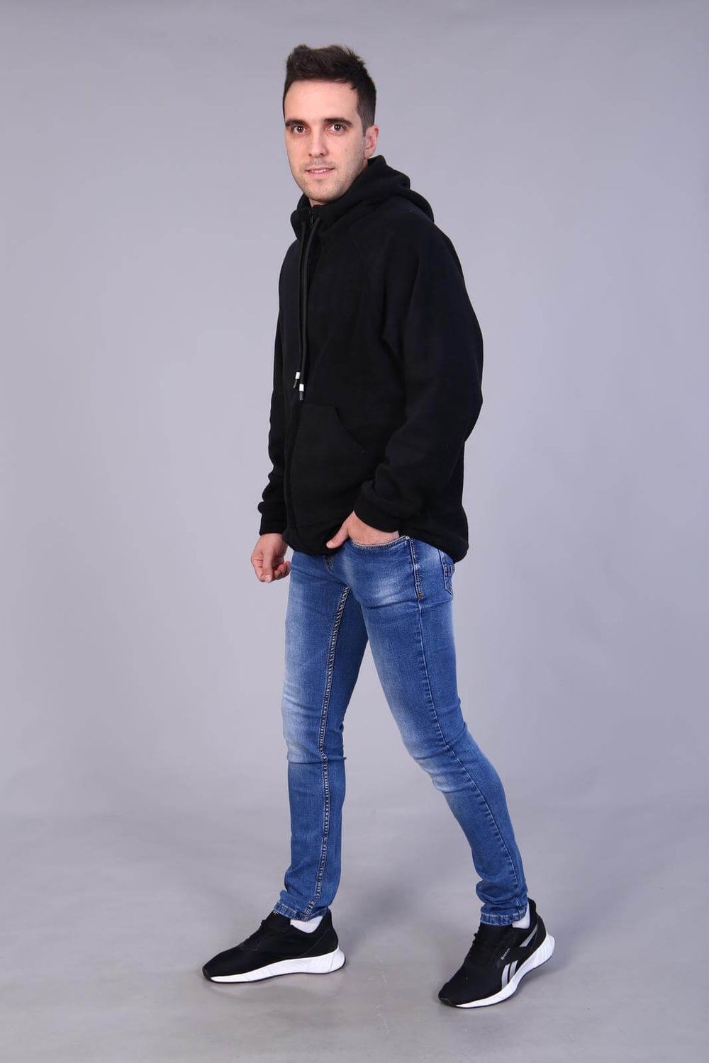 Стэн - толстовка  черный Iv-capriz