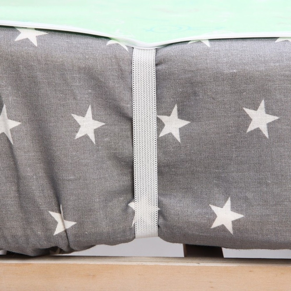 1963688 Клеёнка с ПВХ-покрытием, 60х120 см, на резинке, цвета МИКС