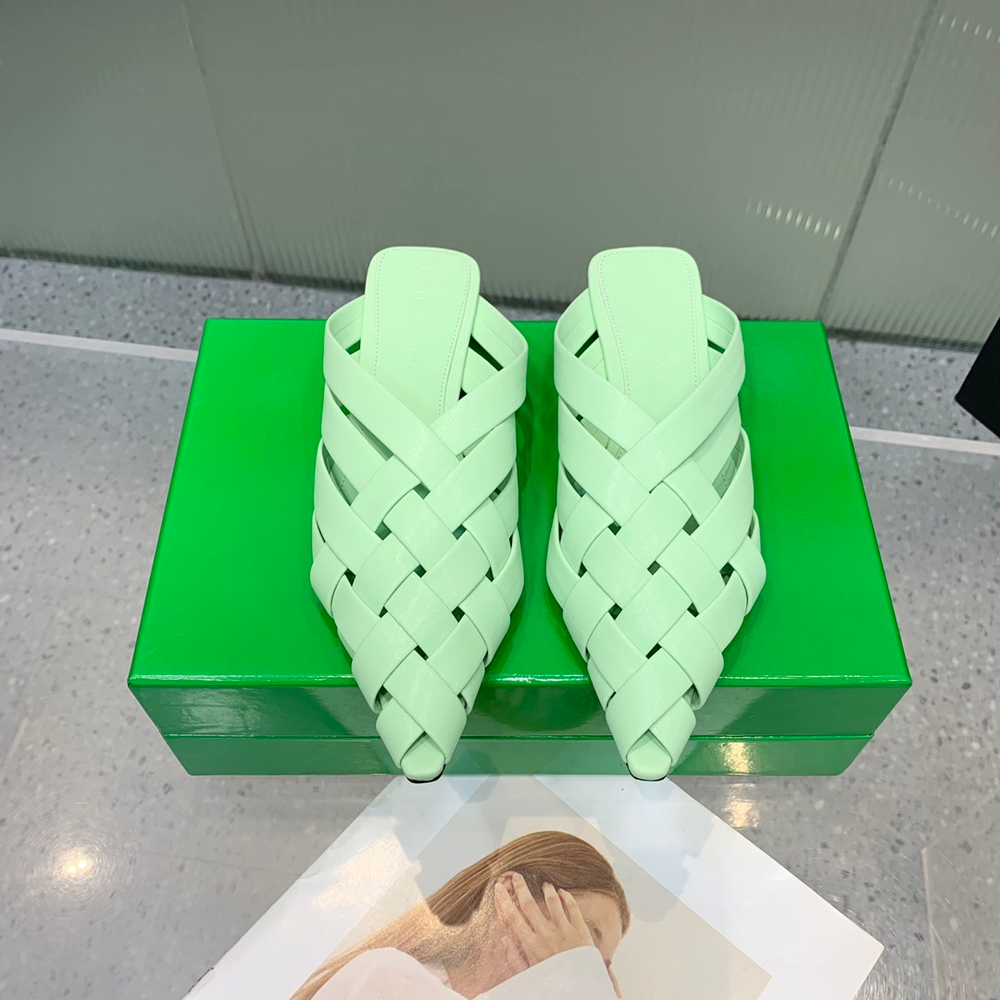 Bottega Veneta Alfie Slipper