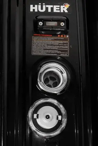 Генератор бензиновый Huter, 2.8 кВт, 7 л.с. ручной стартер