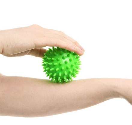 Мяч массажный. Диаметр 7 см. жесткий