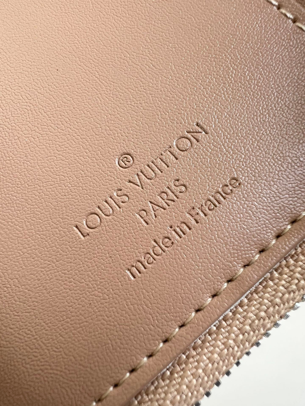 Louis Vuitton Slender Pilot