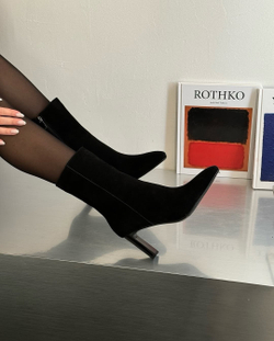 Ботильоны из натуральной замши