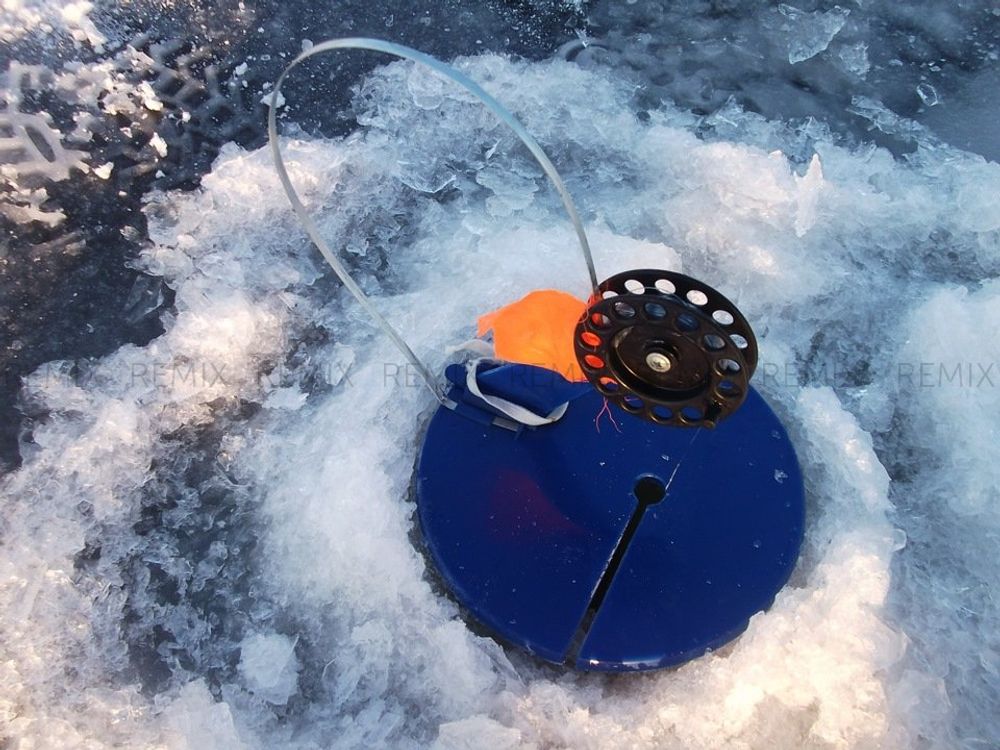 Жерлица для зимней рыбалки (диаметр 18см, катушка 7.5см)