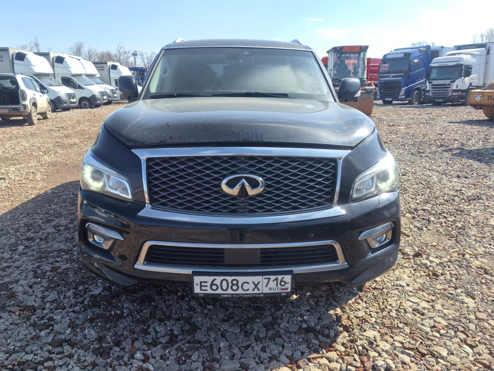 Infiniti QX80 5.6 4WD (7 мест)