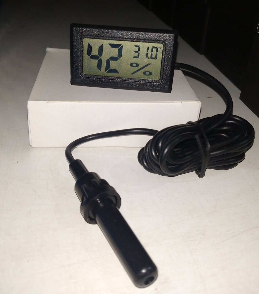 Электронный термометр-гигрометр с внешним датчиком F13