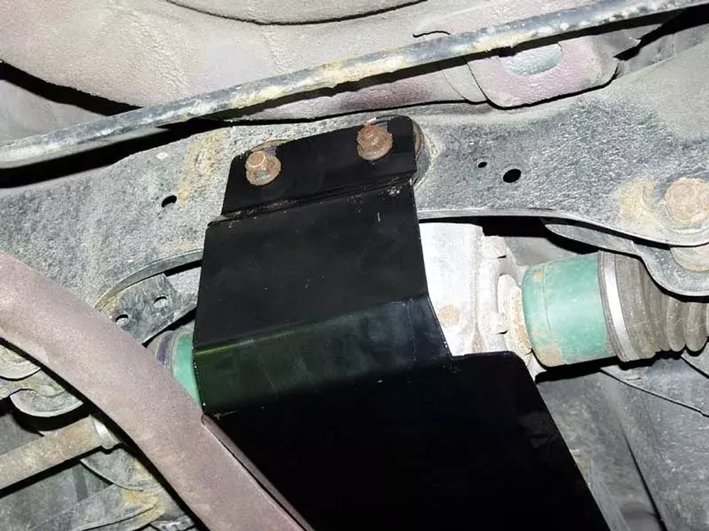 Защита редуктора (2,5 мм, сталь) для Subaru Forester 2002-2008 (V = 2.0; 2.5), Subaru Impreza 2003-2008 (V = 1.6; 1.8; 2.0; 2.5) Sheriff.22.0568