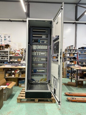 Сборка шкафа управления очистными сооружениям ШУОС