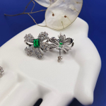 Ювелирное изделие "Бант"