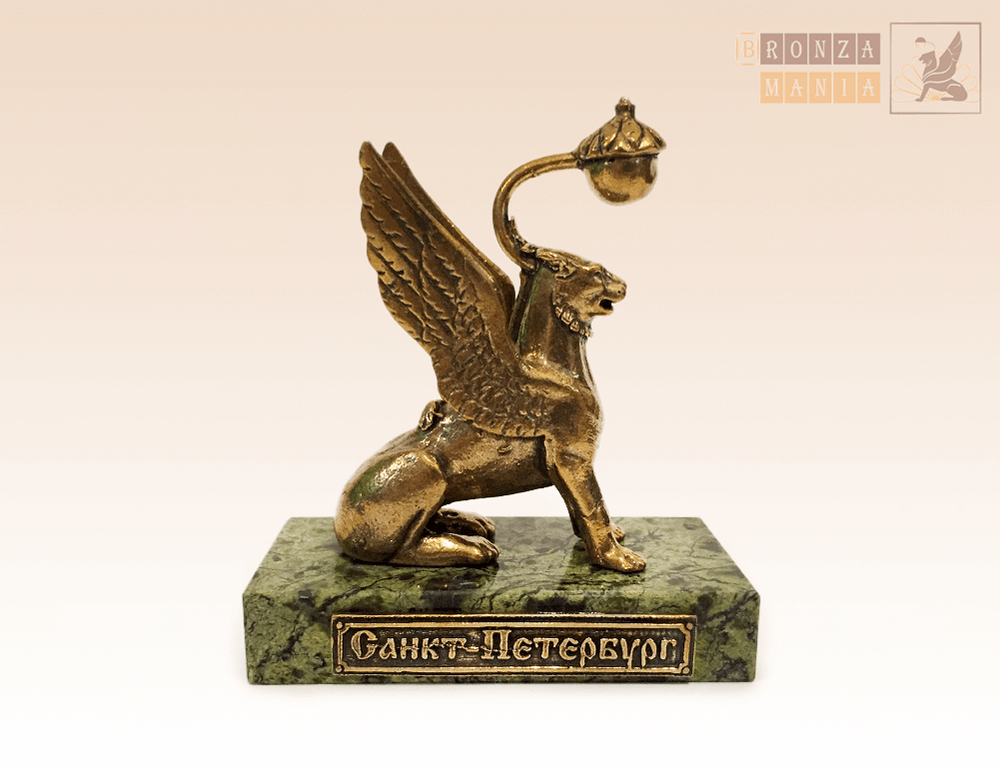 фигурка Грифон 6 см. с фонарем на змеевике