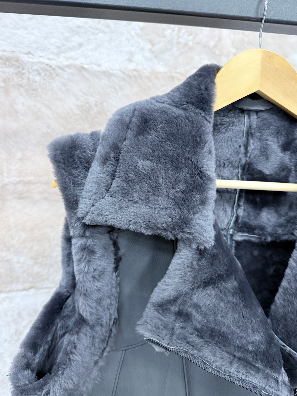 Жилет из натуральной овчины. Косуха, 52 Размер