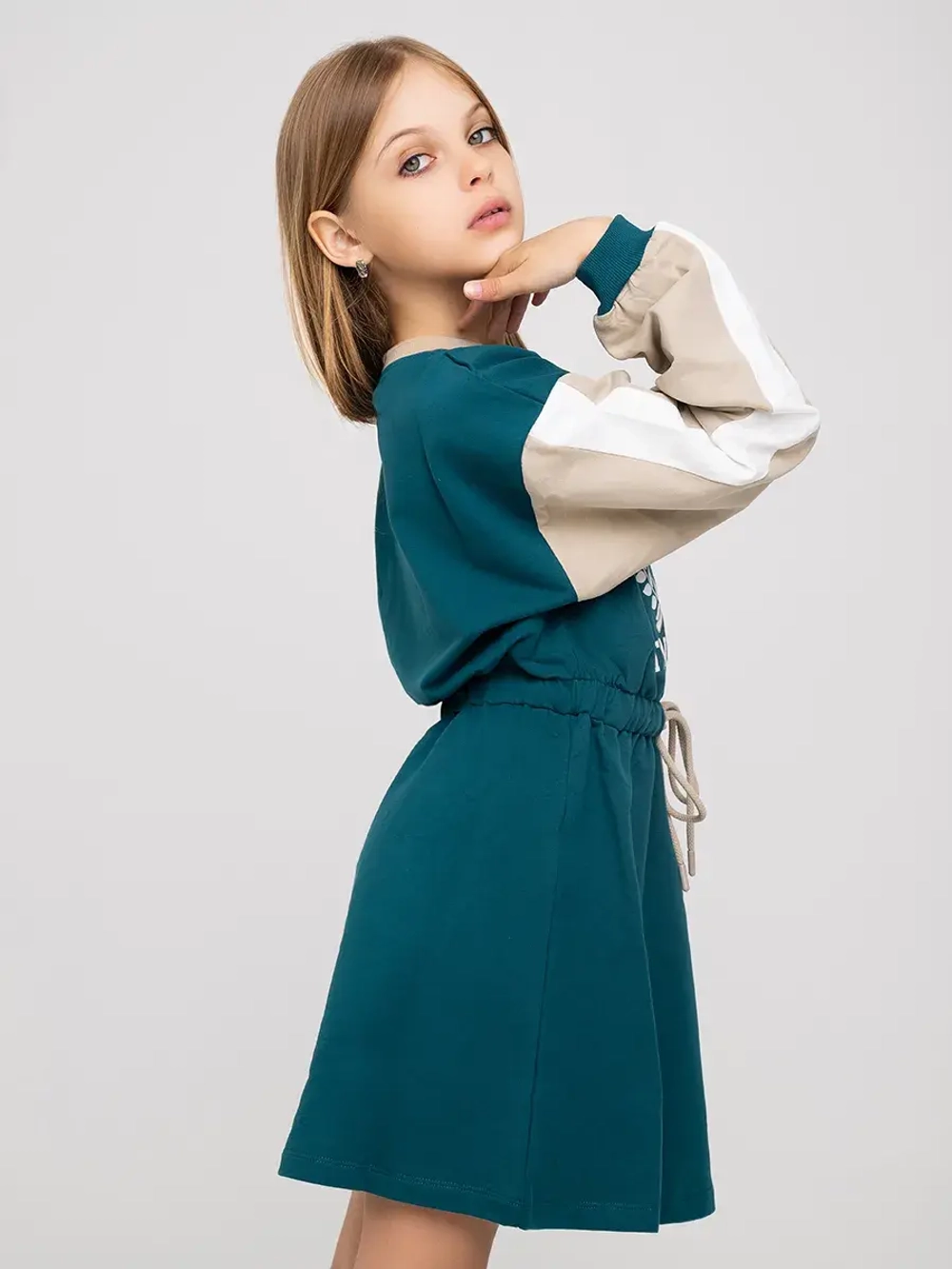 Платье для девочки в садик