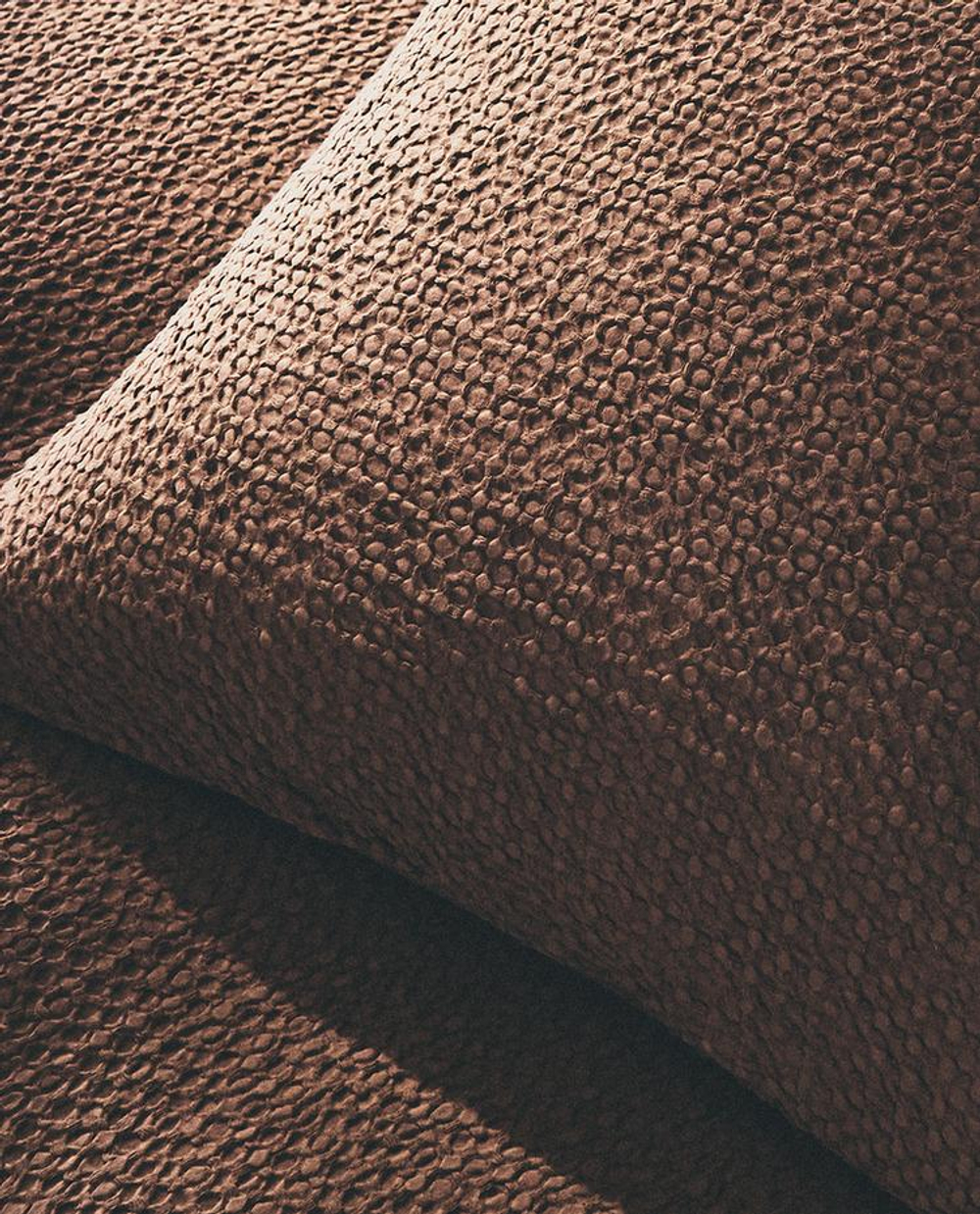 ZARA HOME ОДНОТОННАЯ НАВОЛОЧКА (200 НИТЕЙ), КОРИЧНЕВЫЙ