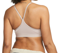 ТОП теннисный Nike Indy Bra V-Neck - diffused taupe/diffused taupe/white