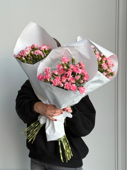 Охапка кустовых диантусов в розовом оттенке 10 шт