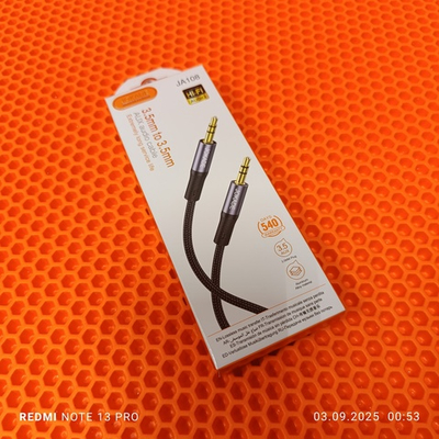 Аудиокабель AUX Jokade JA108 черный 1 м