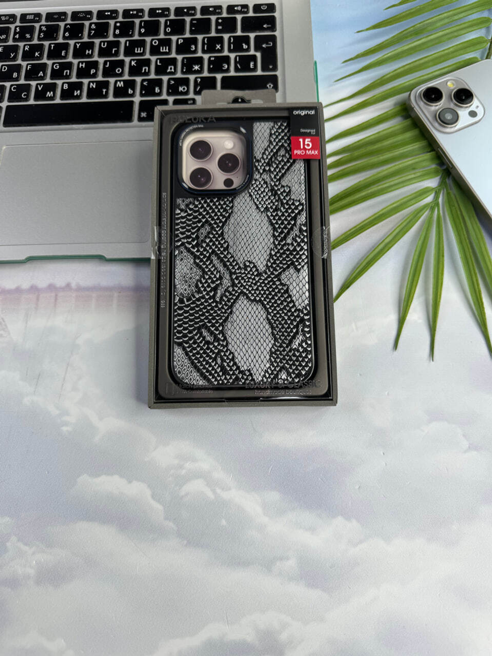 Чехол для iPhone Puloka Snake Grey