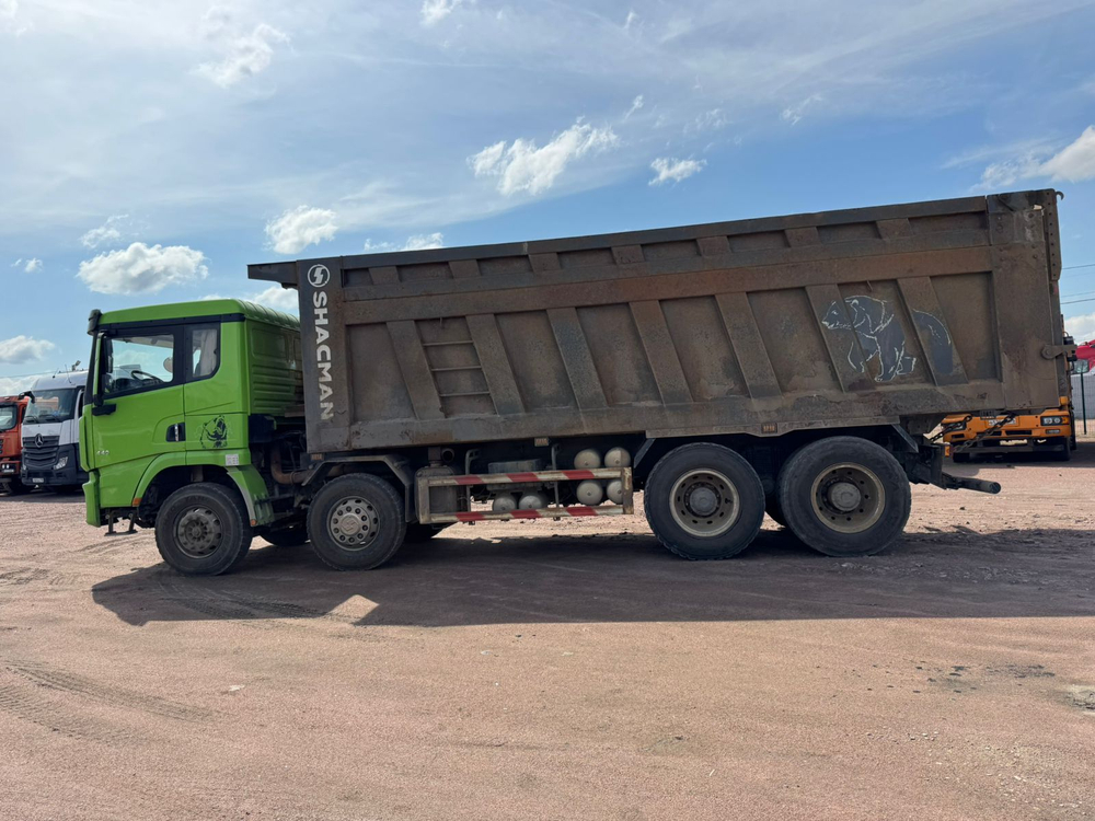 Shacman (Shaanxi) SX* 8x4 Самосвал SX33186V366 (Дизельный, 11,6 л, 440 л.с., МТ)