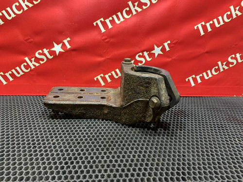 Кронштейн заднего стабилизатора правый 2019г.