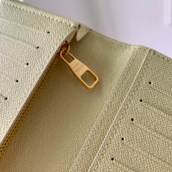 Louis Vuitton Brazza Wallet