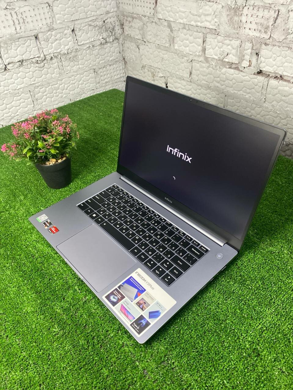 Ноутбук 15.6" Infinix Inbook Y3 Plus YL51A5 R5-5500U/16ГБ/512ГБ/VGA int/Win 11 Home, Серый