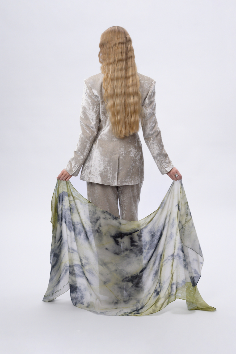 Шарф «Брусит Малого Хингана»