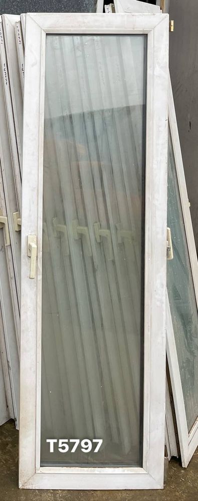 Створка Пластиковая Б/У 168(в) х 51(ш)