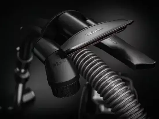 Пылесос Miele Boost CX1 Cat & Dog Obsidian черный