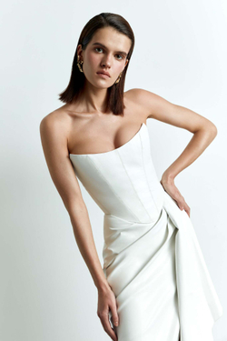 Топ корсетного типа из эко-кожи с отстрочками