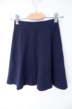 Юбка практичная на 9-10 лет