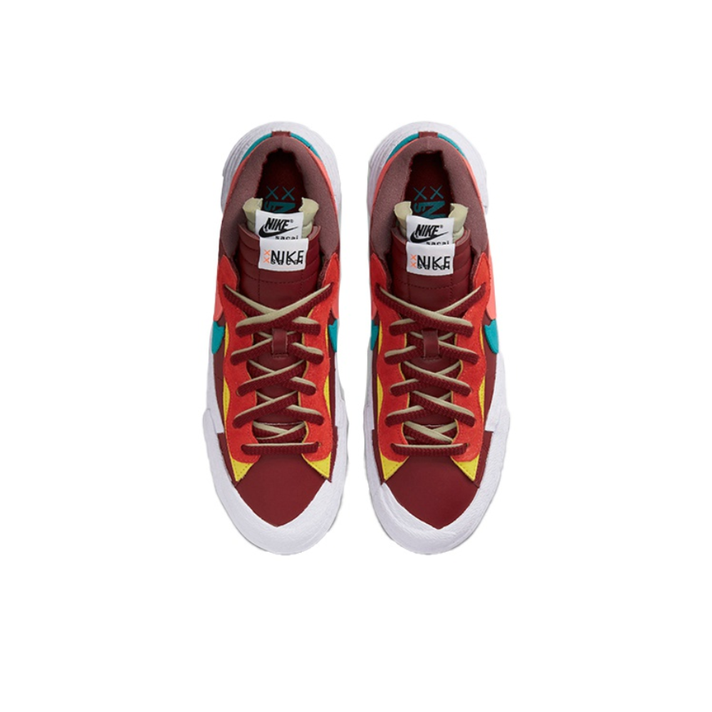 Кроссовки KAWS x Sacai x Nike Blazer Low 'Team Red' DM7901‑600