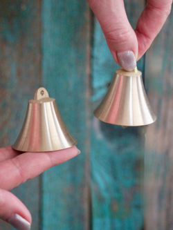 Колокольчик большой латунь 4,8х5 см (2 шт)