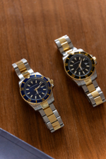 Часы кварцевые Neptune, black gold