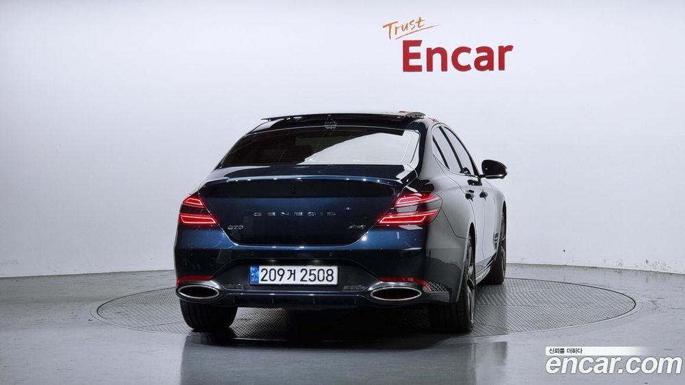 Genesis The New G70 Бензин 3.3T 4WD (09.2021)