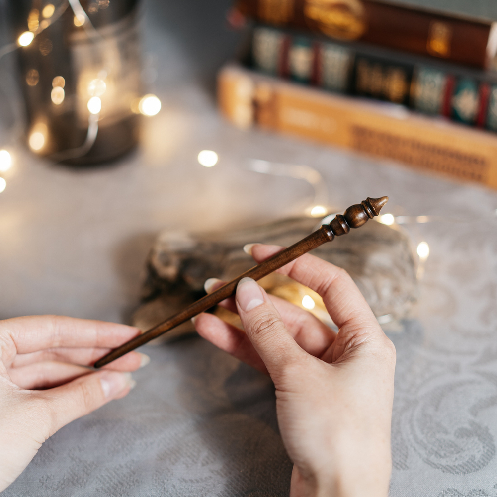 Деревянная заколка шпилька украшение для волос из Сибирского кедра. H15