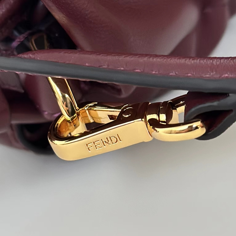 Fendi Small Mamma Baguette 16 cm