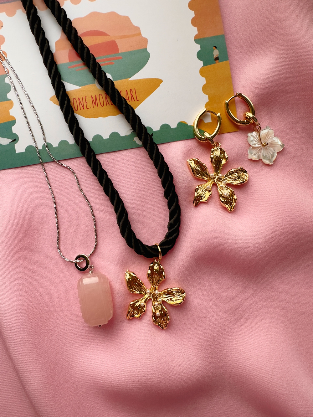 Цепочка Карамель из розового кварца