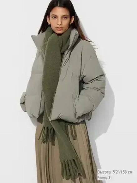 UNIQLO БЕСШОВНЫЙ ПУХОВИК, ОЛИВКОВО-ЗЕЛЕНЫЙ