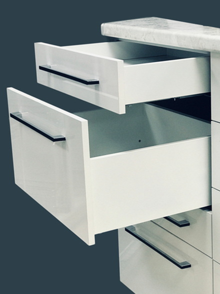 Выкатной модуль 89*450мм белый GRADE Soft advanced box DV