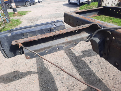 Кронштейн задней фары правый