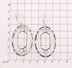 "Метте" серьги в родиевом покрытии из коллекции "Кристалл" от Jenavi  с английским замком