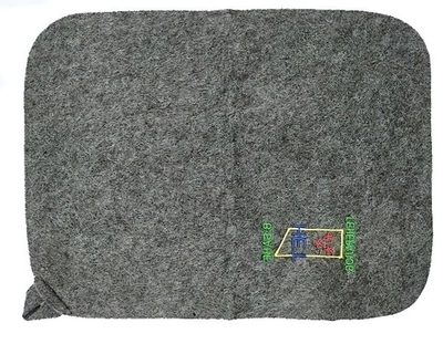 Коврик для бани из серого войлока (40*50) «В бане генералов нет» TM «Бацькина баня»