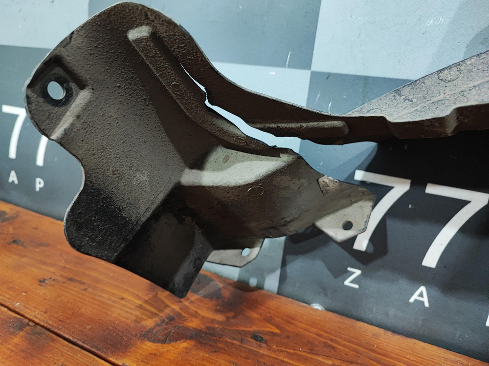 Пыльник защита заднего бампера Kia Ceed 2 (JD) 12-18 Б/У Оригинал 86693A2000