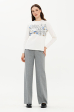 23426 Лонгслив женский (молочный)